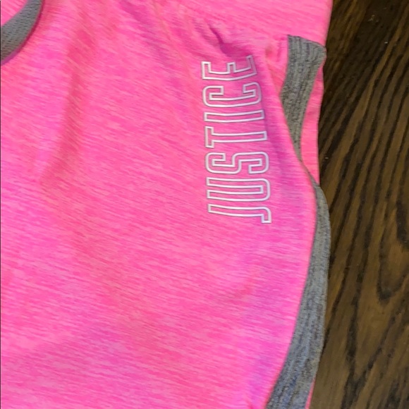 3 pairs of girl shorts. - Picture 5 of 9